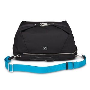 Samsonite & Sarah Jessica Parker: Shoeful Duffel